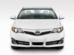 Toyota Camry Hybrid SE 2014 года
